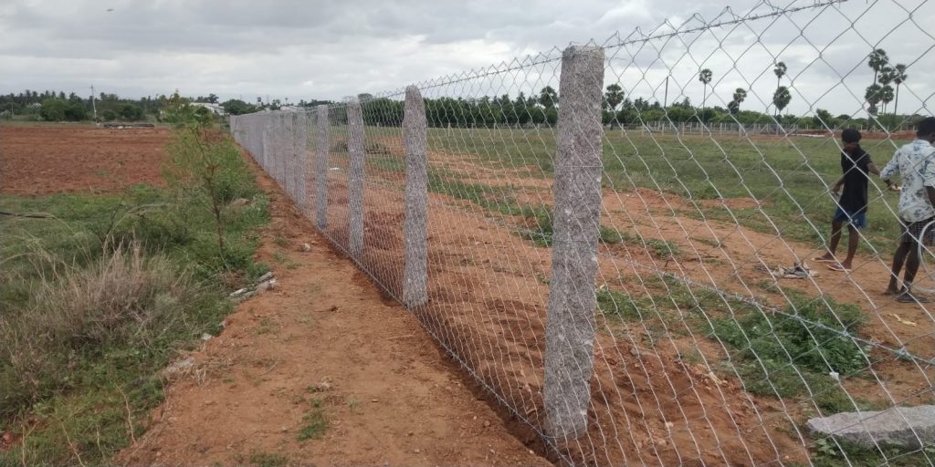 Unfenced Open Land